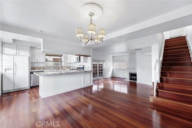 1515 Artesia 2, Manhattan Beach, CA 90266