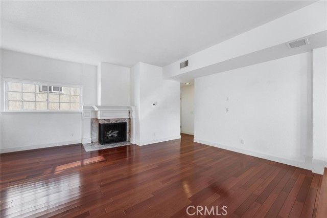 1515 Artesia 2, Manhattan Beach, CA 90266