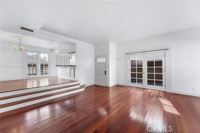 1515 Artesia 2, Manhattan Beach, CA 90266