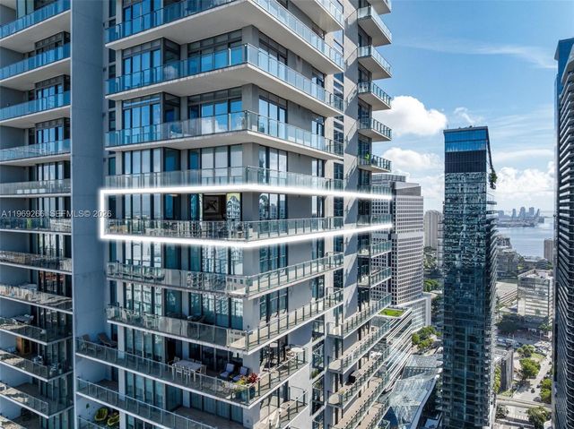 88 SW 7th St 3801, Miami, FL 33130