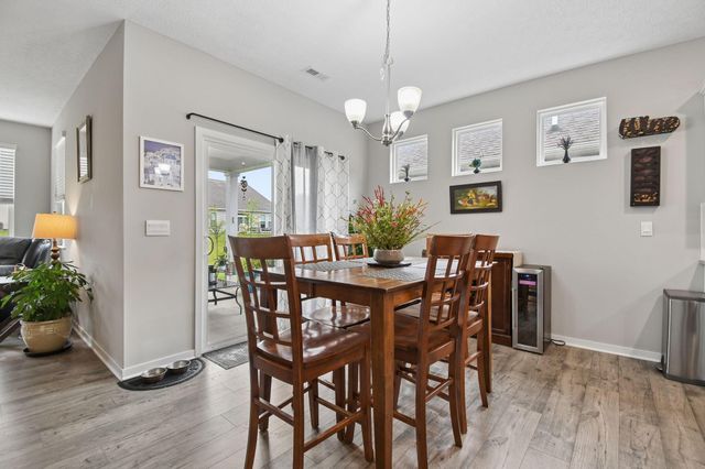 1269 Kinghorn Circle W, Grove City, OH 43123