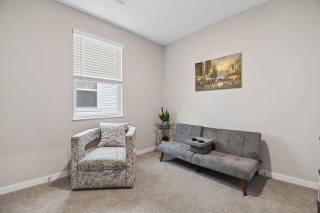 1269 Kinghorn Circle W, Grove City, OH 43123