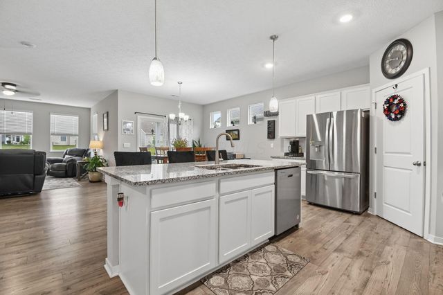 1269 Kinghorn Circle W, Grove City, OH 43123