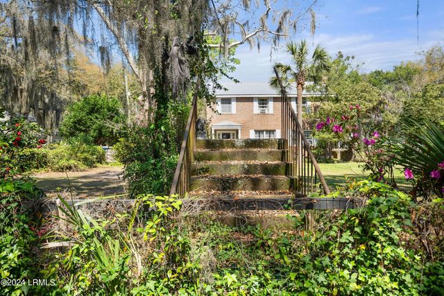 809 Hamilton Street, Beaufort, SC 29902