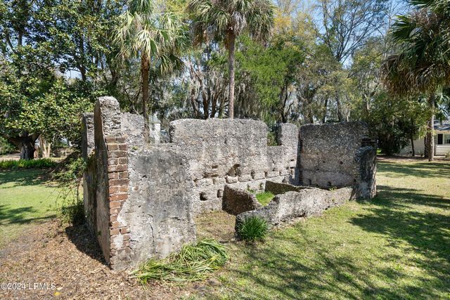 809 Hamilton Street, Beaufort, SC 29902