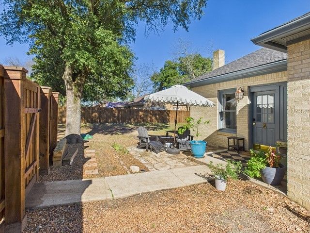 226 S Pinkerton Street, Athens, TX 75751
