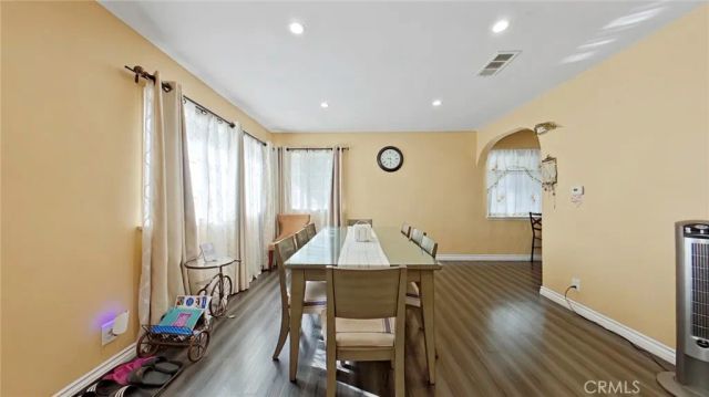 5633 Denny, North Hollywood, CA 91601