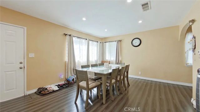 5633 Denny, North Hollywood, CA 91601