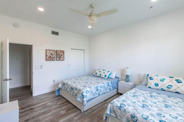 11790 SAINT ANDREWS Place 305, Wellington, FL 33414