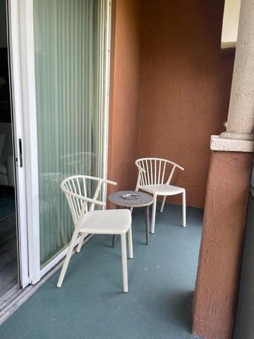 11790 SAINT ANDREWS Place 305, Wellington, FL 33414