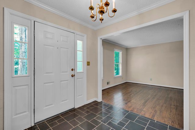 202 Coburn Drive, Spartanburg, SC 29302