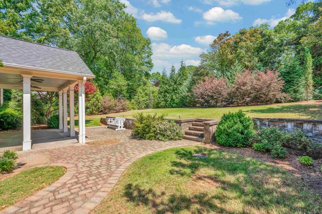 202 Coburn Drive, Spartanburg, SC 29302