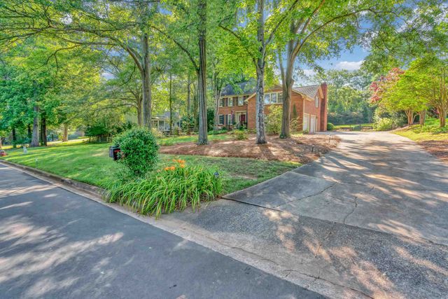 202 Coburn Drive, Spartanburg, SC 29302
