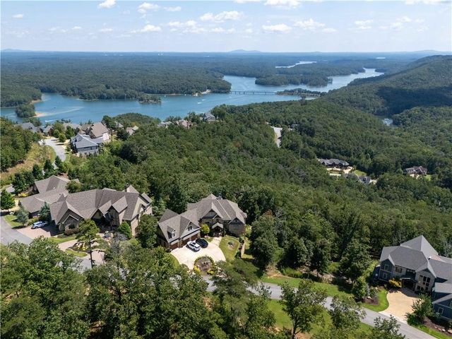 104 Somerset Lane, Cartersville, GA 30121