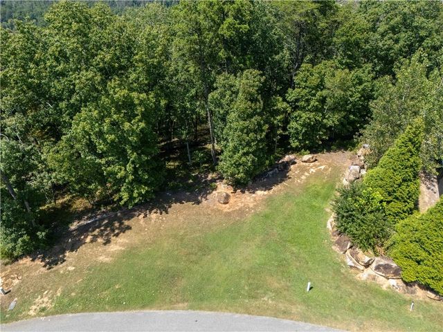 104 Somerset Lane, Cartersville, GA 30121