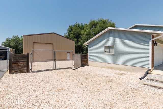 5895 S 3100 W, Roy, UT 84067