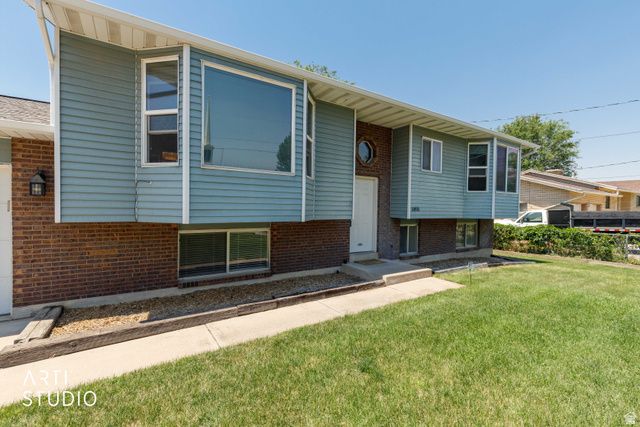 5895 S 3100 W, Roy, UT 84067