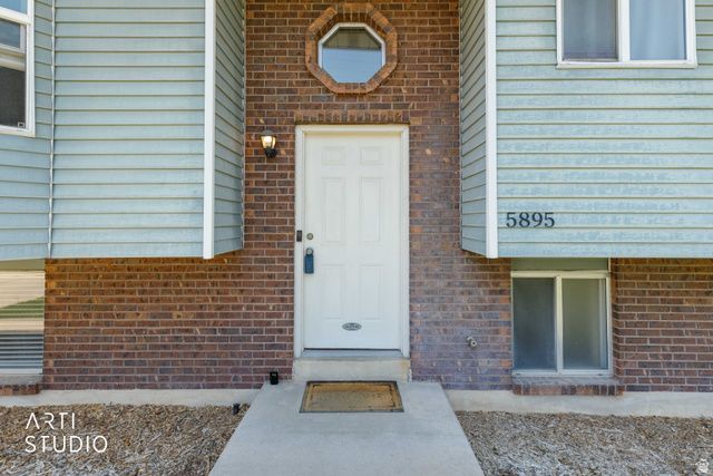 5895 S 3100 W, Roy, UT 84067