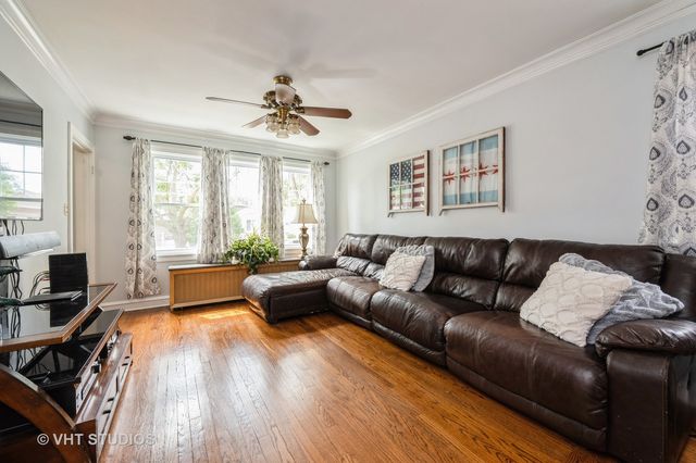 5643 S Meade Avenue, Chicago, IL 60638
