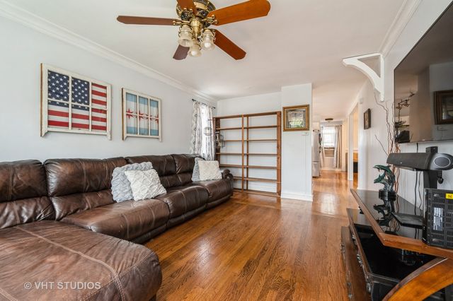 5643 S Meade Avenue, Chicago, IL 60638