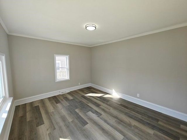 6627 E Berrien Street, Eau Claire, MI 49111