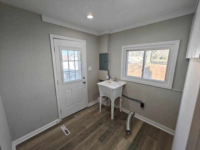 6627 E Berrien Street, Eau Claire, MI 49111