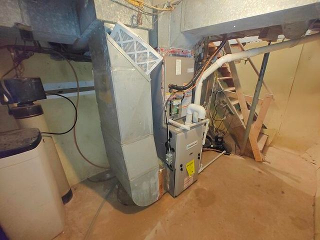 6627 E Berrien Street, Eau Claire, MI 49111