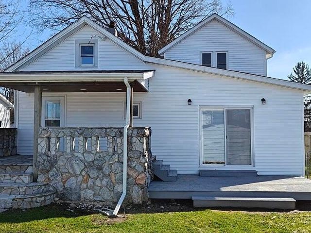 6627 E Berrien Street, Eau Claire, MI 49111