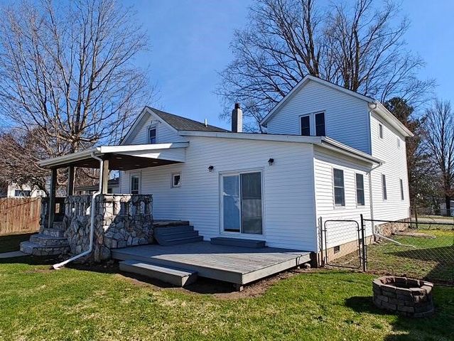 6627 E Berrien Street, Eau Claire, MI 49111
