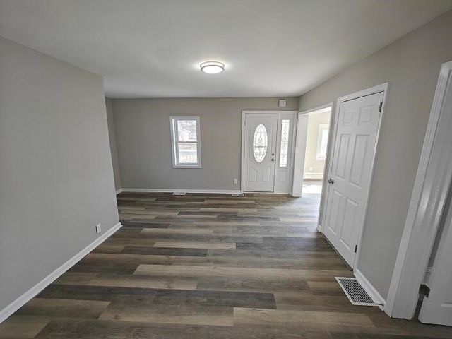 6627 E Berrien Street, Eau Claire, MI 49111