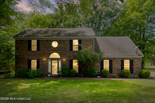 33 E Sweetwater Road, Byhalia, MS 38611