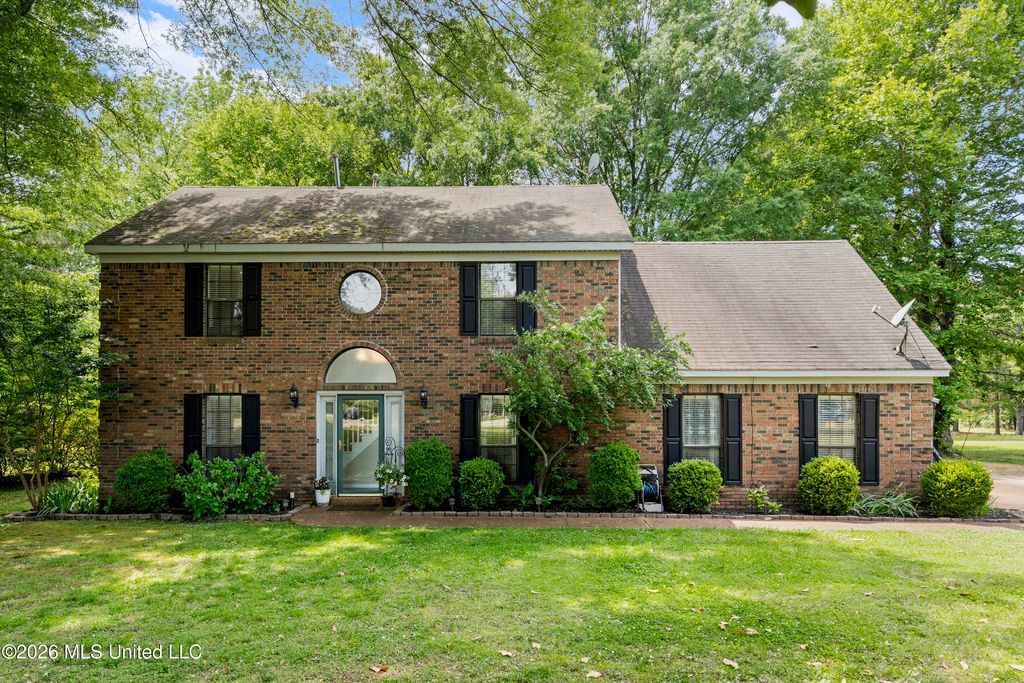 33 E Sweetwater Road, Byhalia, MS 38611 — photo 2
