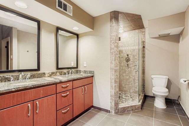 826 Fisher Street, Houston, TX 77018