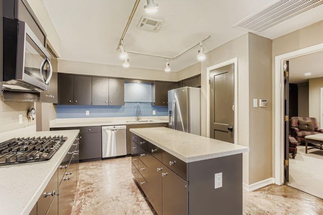 826 Fisher Street, Houston, TX 77018