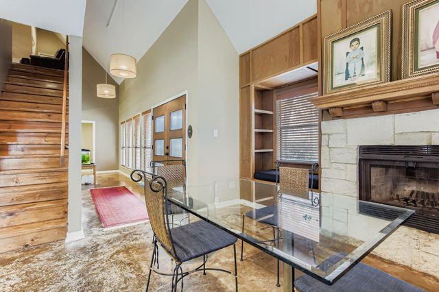 826 Fisher Street, Houston, TX 77018