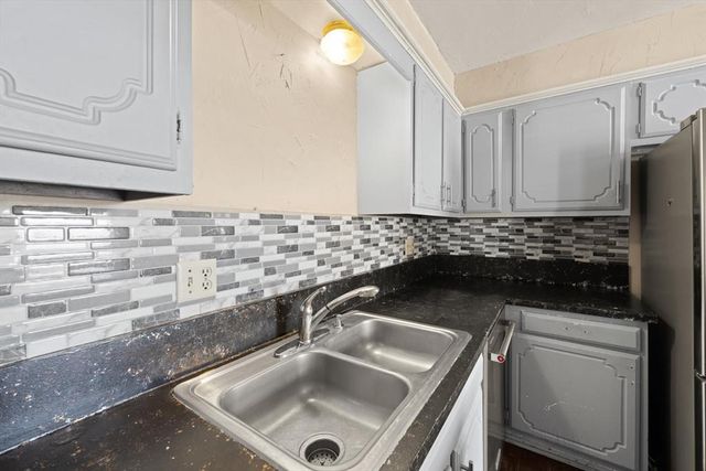 815 E Lamplighter Circle, Guthrie, OK 73044