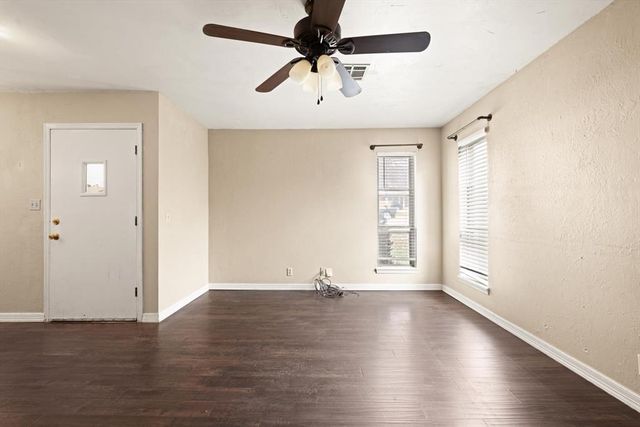 815 E Lamplighter Circle, Guthrie, OK 73044