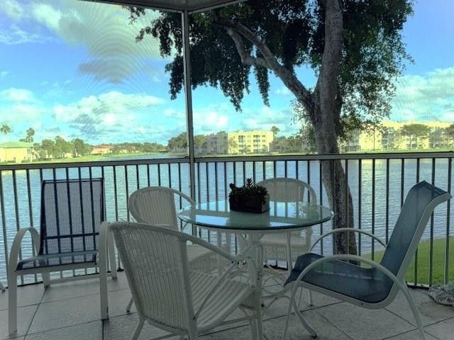 7748 Granville Drive 211, Fort Lauderdale, FL 33321