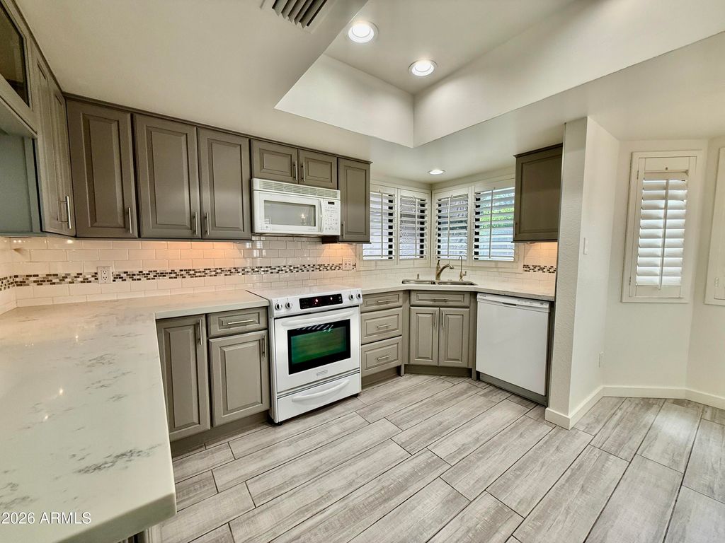 10336 N 104th Way, Scottsdale, AZ 85258 — photo 5