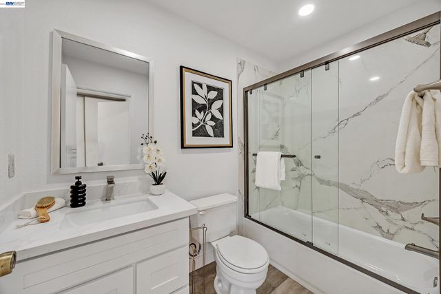 386 Garden Cmn, Livermore, CA 94551