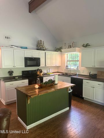 22301 Cap Johnson Road, Moss Point, MS 39562