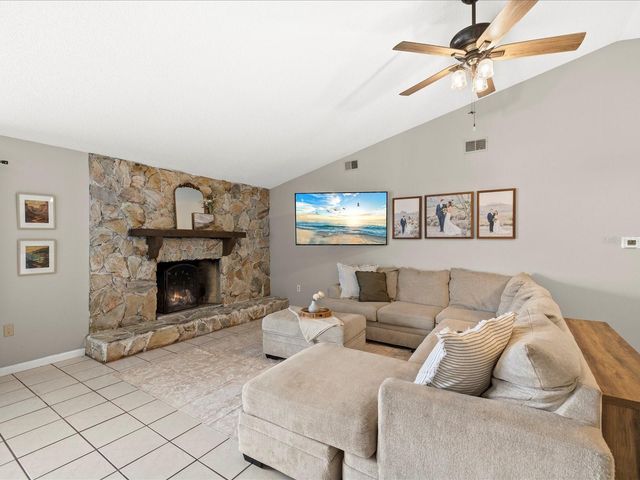 4242 RIVERWOOD DRIVE, New Port Richey, FL 34653