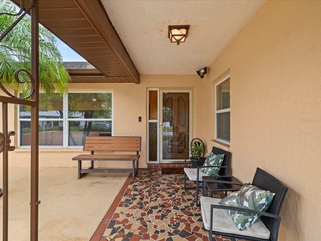 4242 RIVERWOOD DRIVE, New Port Richey, FL 34653