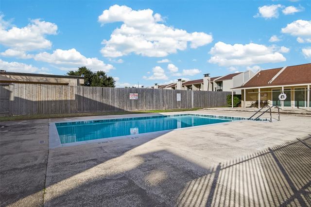 10075 Westpark Drive 84, Houston, TX 77042