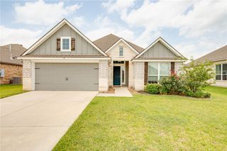 7906 Putter Place, Navasota, TX 77868