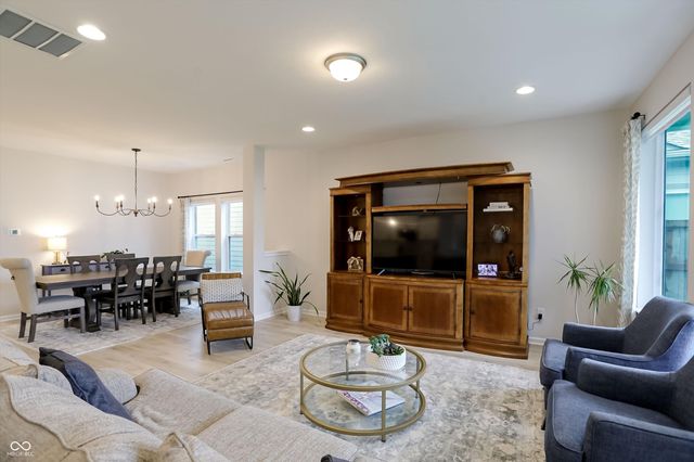 592 W Michigan Street, Fishers, IN 46040
