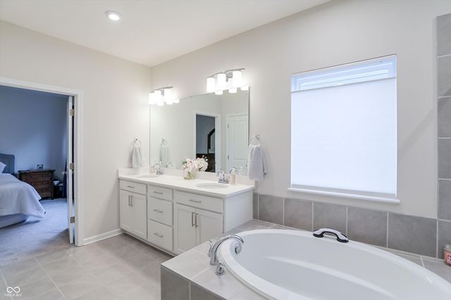 592 W Michigan Street, Fishers, IN 46040