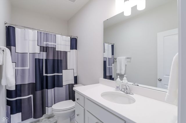 592 W Michigan Street, Fishers, IN 46040