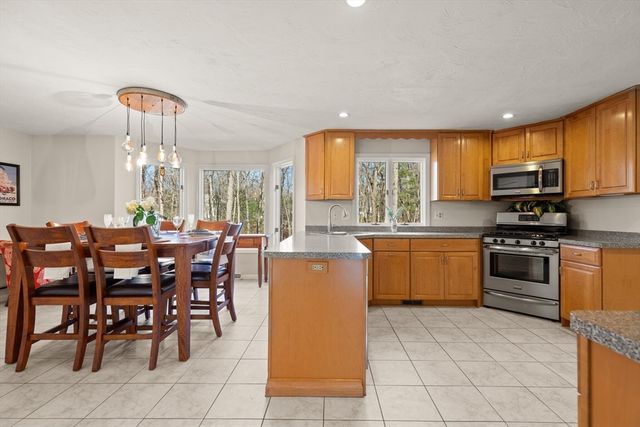 41 Azalea Rd, Sharon, MA 02067