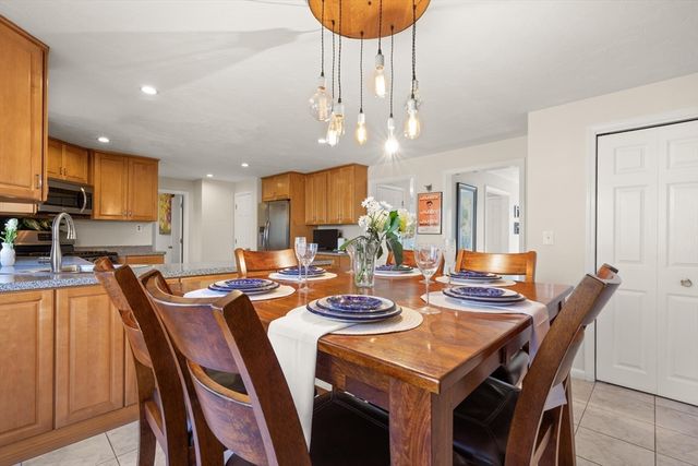 41 Azalea Rd, Sharon, MA 02067